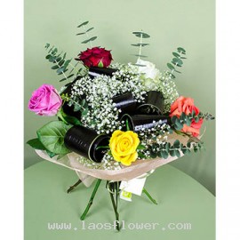 5 Mixed Roses